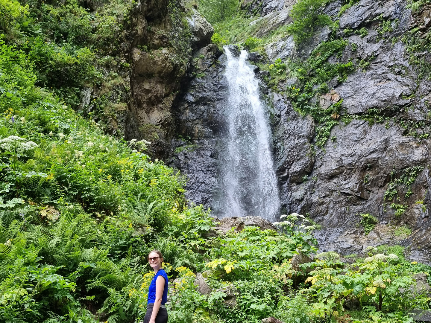 gveleti waterfalls kazbegi